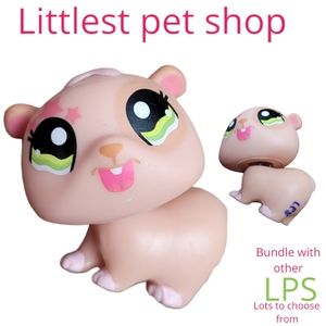 Hasbro Littlest Pet Shop peach & pink hamster with green eyes collectible toy